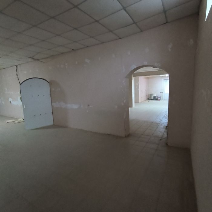 Оренда фасадного приміщення вул. Київська