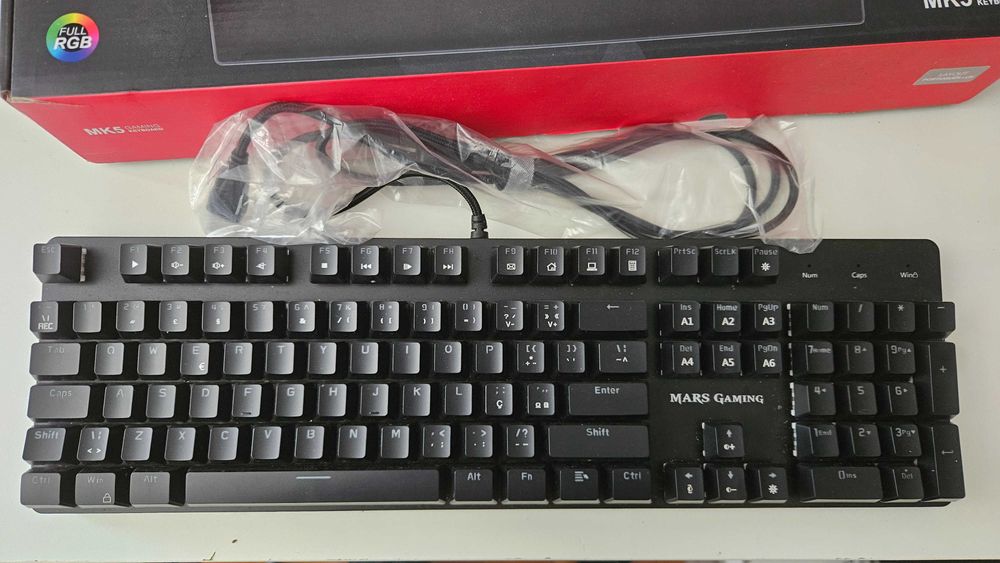 Mars Gaming MK5 - RGB Mechanical Keyboard64284591048066121