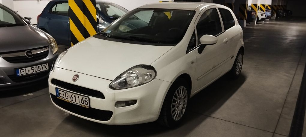 Fiat Punto bardzo dobry stan.