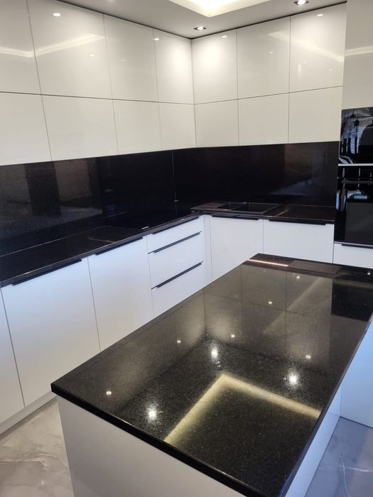 Montaż Blatów Kamiennych – Kuchnie itp