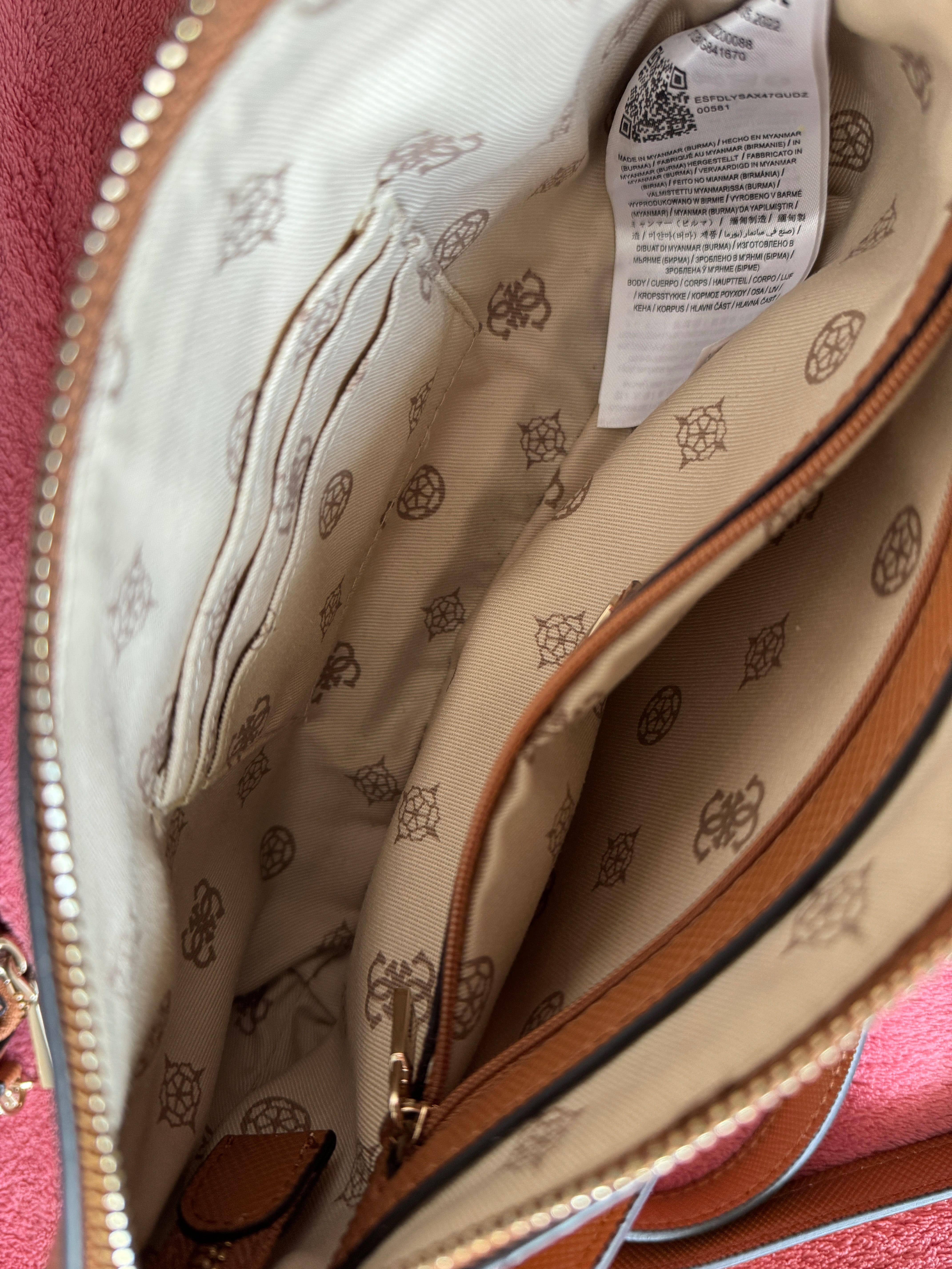 Torebka Giuess brązowa crossbody