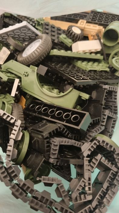 Klocki cobi wóz bojowy jeep