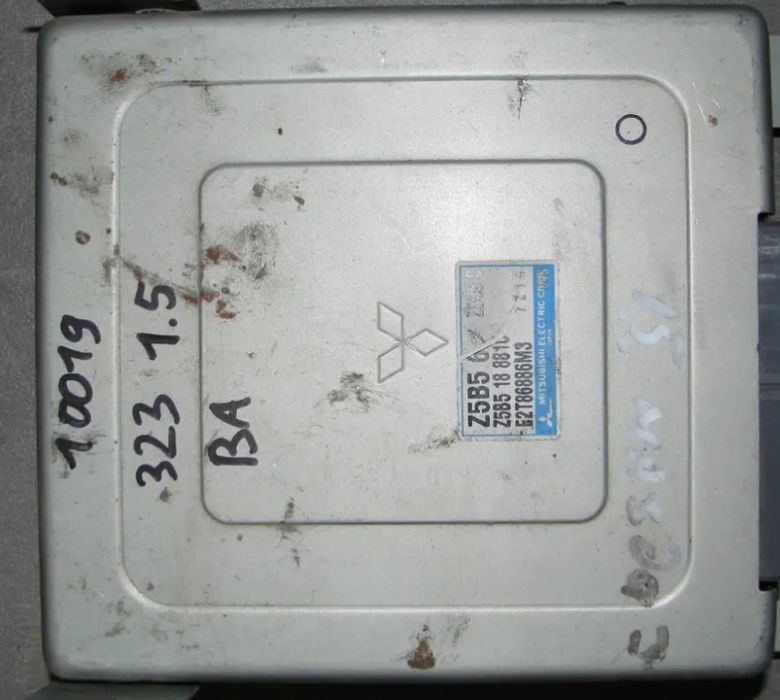 Продам блок керування двигуном мазда