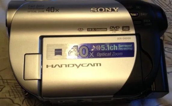 Видеокамера Sony DCR-DVD 109