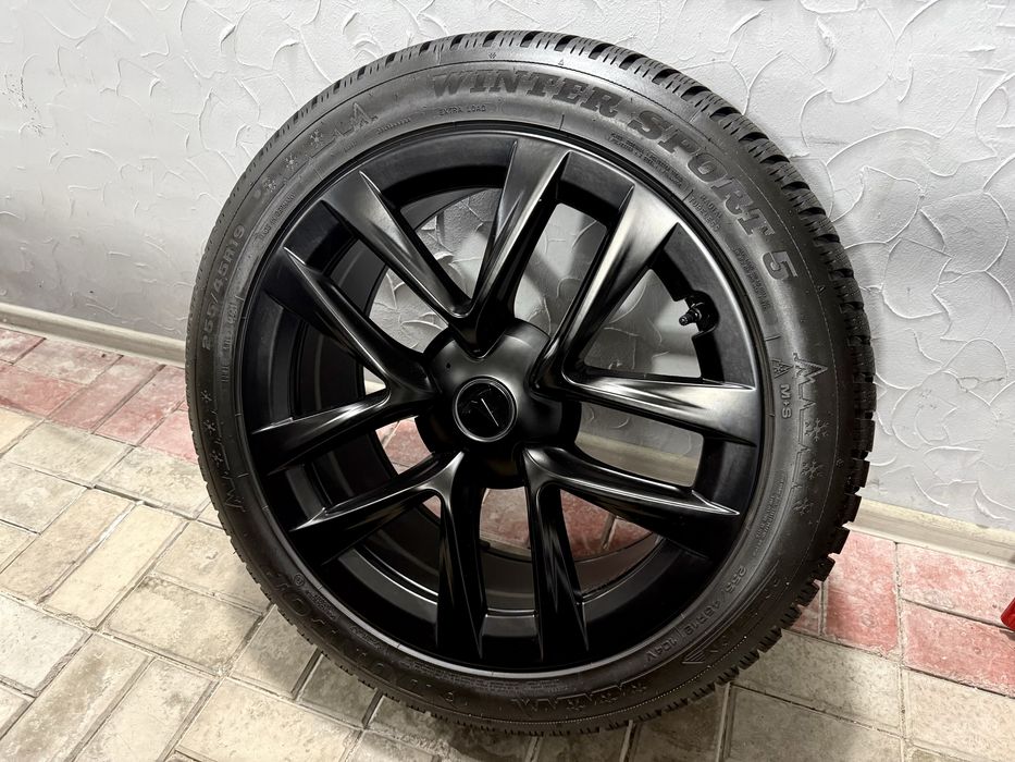 Комплект колес в сборе tesla model s 255/45/R19