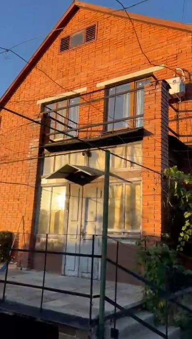 Оренда будинку 250 кВ.м у Миргороді біля річки Хорол