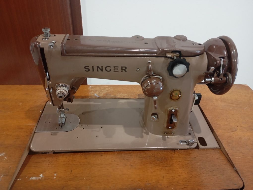 Máquina de costura Vintage Singer