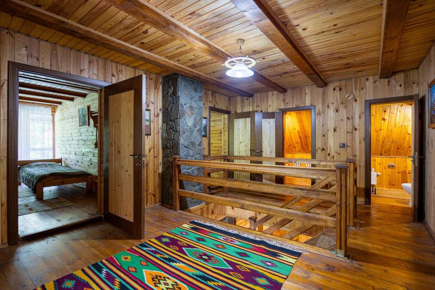 Будинок з ремонтом, басейном та сауною /Яремче/ Івано Франківська обл.