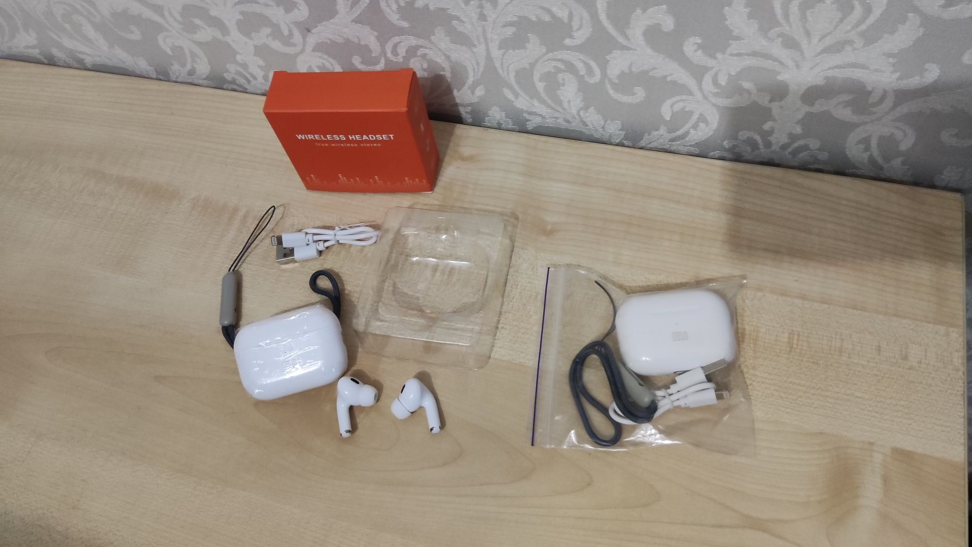 Беспроводные вакуумные наушники Xiaomi Bluetooth 5.0 White вкладиші