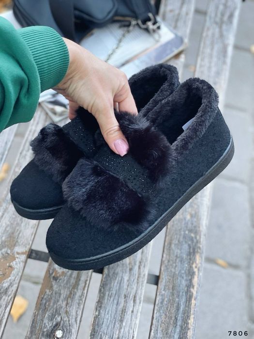 37,38,39,41 р.Зимові автоледі.Бурочки хутряні.Чорні тапочки.Черевики