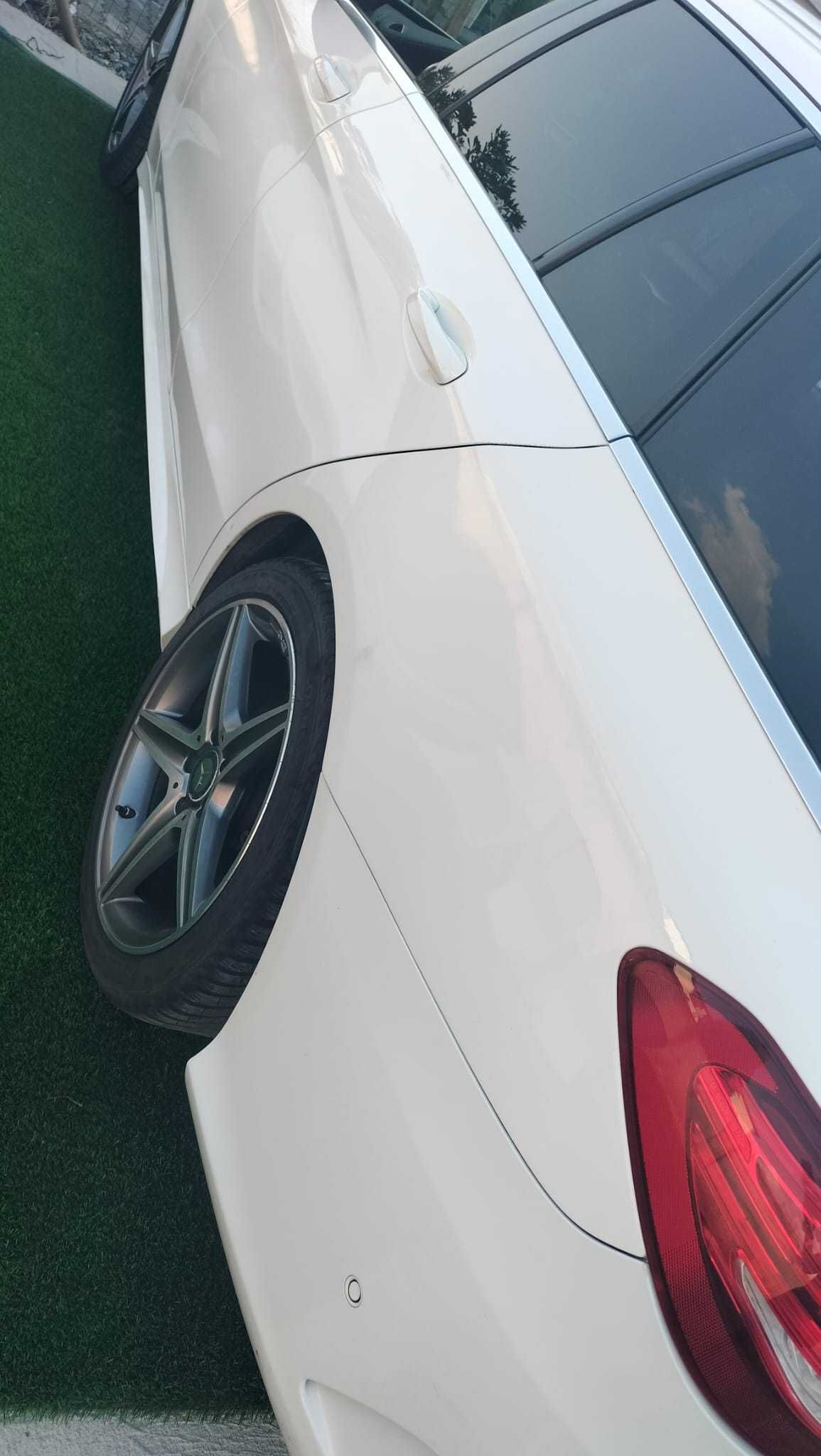 Mercedes-Benz C 220 BLUETEC AMG LINE