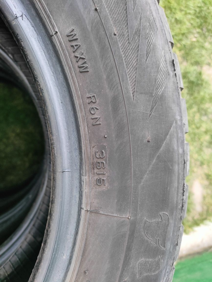 Продам зимову резину 205/60R16