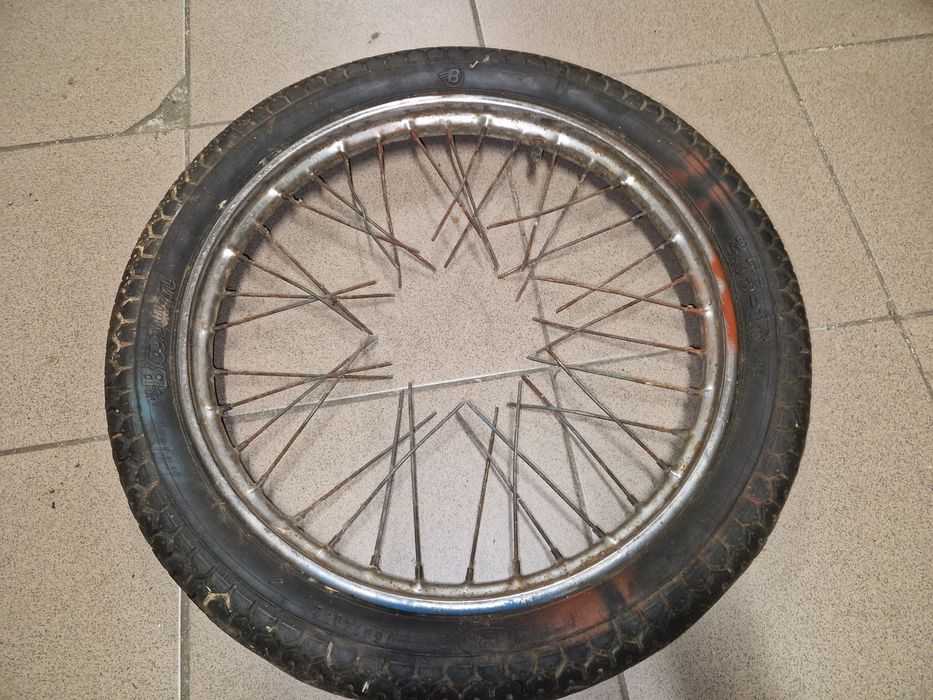 Ładna opona 2,75-16" barum jawa 50 mustang kaczka pancerka