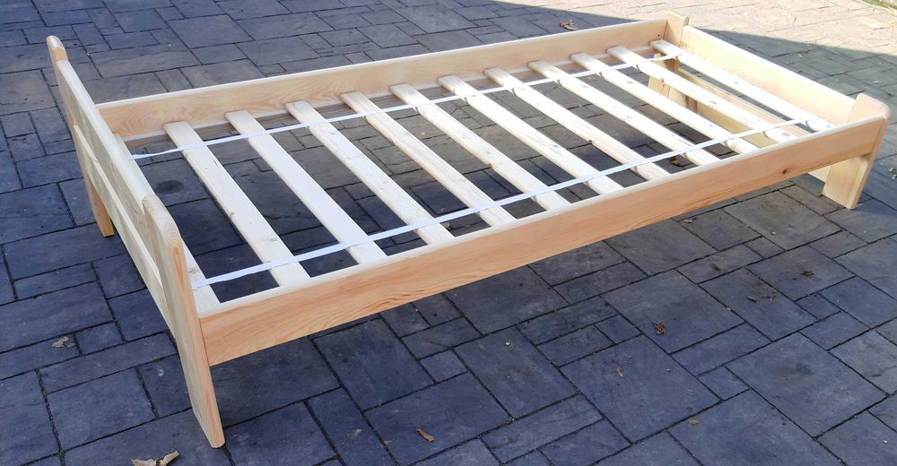 Nowa RAMA ŁÓŻKA łóżko drewniane sosnowe lakierowane transport wysyłka