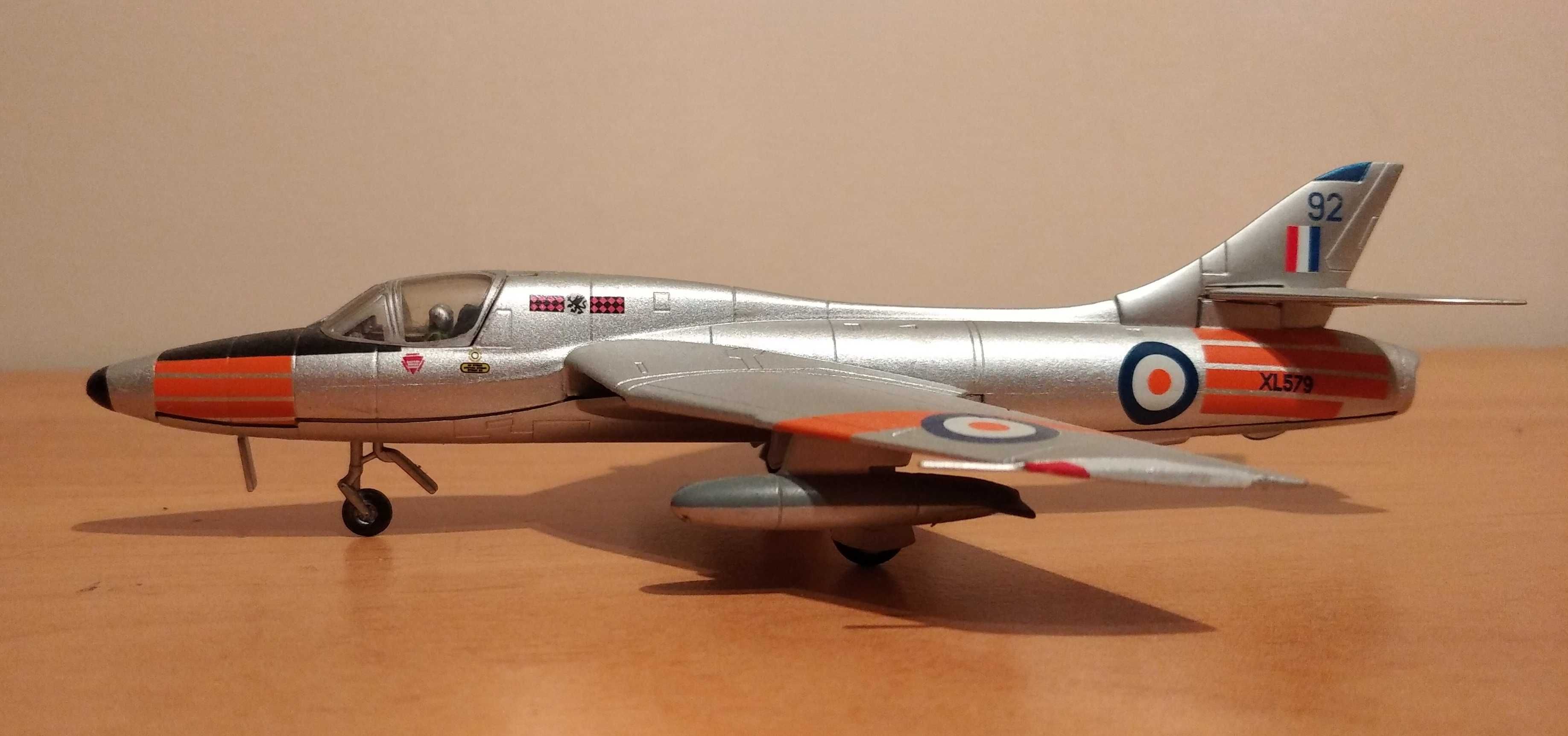 Model samolotu Hawker Hunter T.7