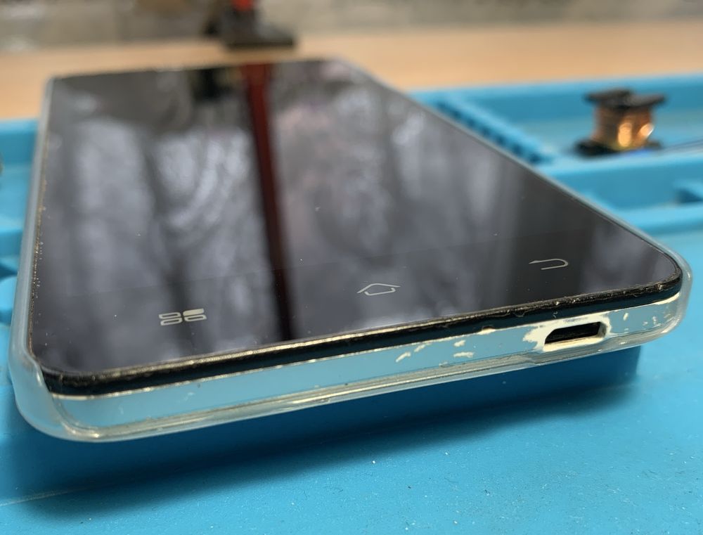 Мобільний телефон Coolpad 8297w