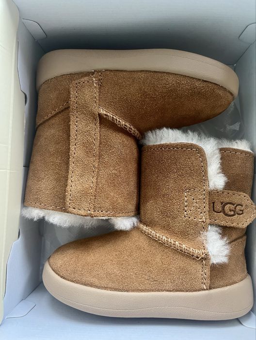UGG Classic Mini . Чобітки для малюка. Оригінал.