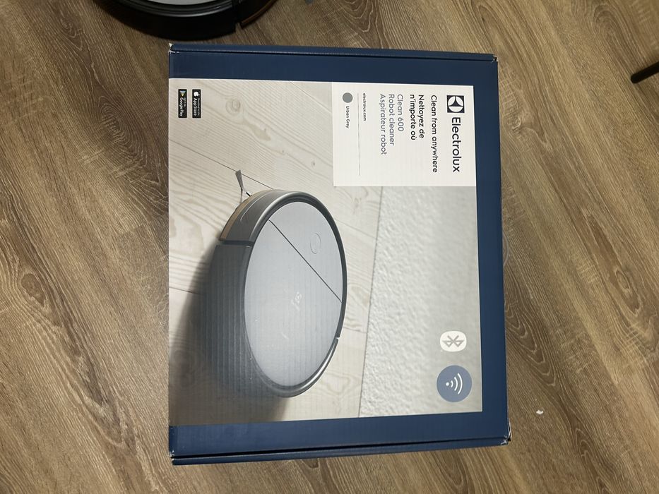 Робот пилосос Electrolux ER61UD1UG