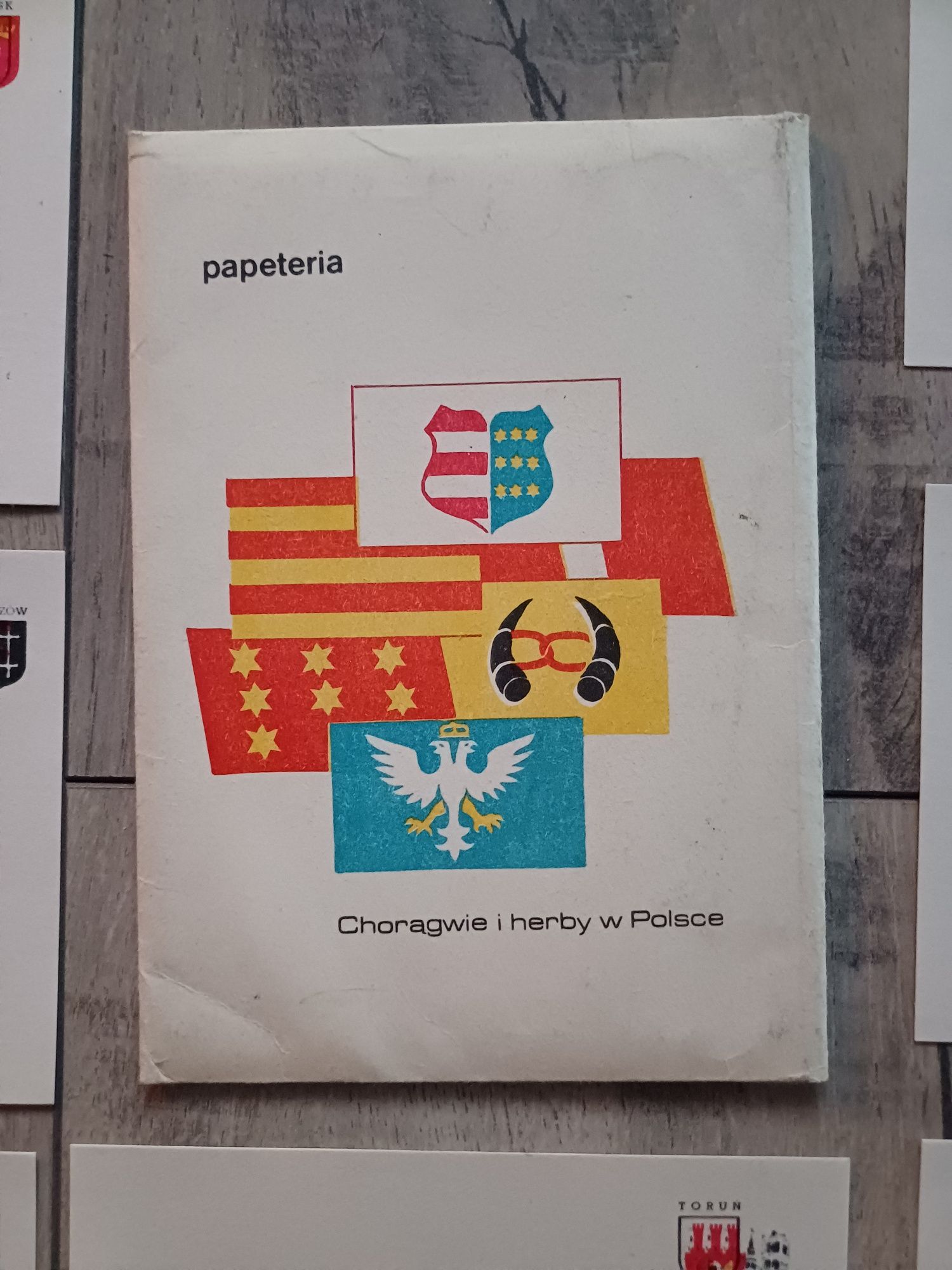 PRL Papeteria chorągwie i herby w Polsce