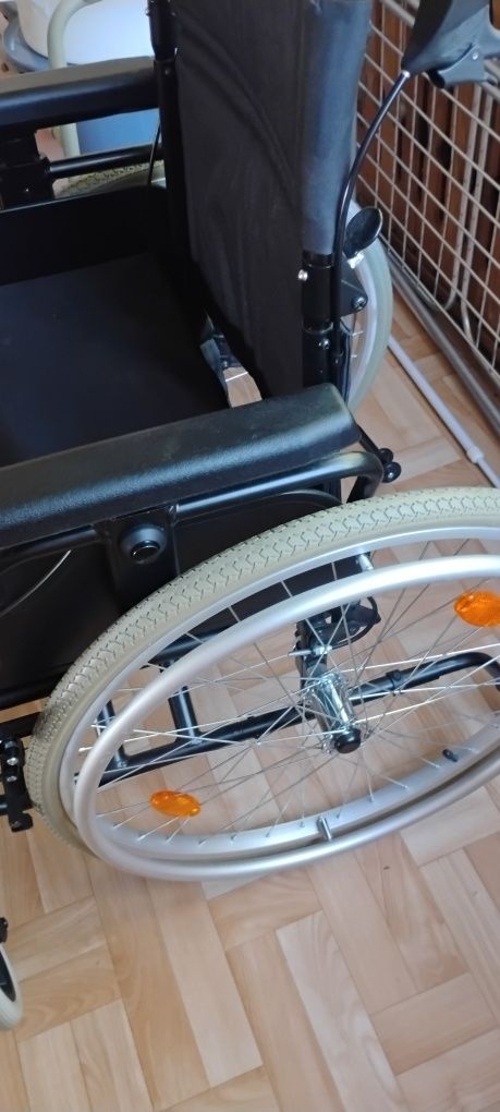 Wózek inwalidzki aluminiowy