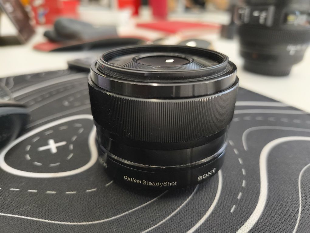 Vendo Sony 35mm 1.8 oss