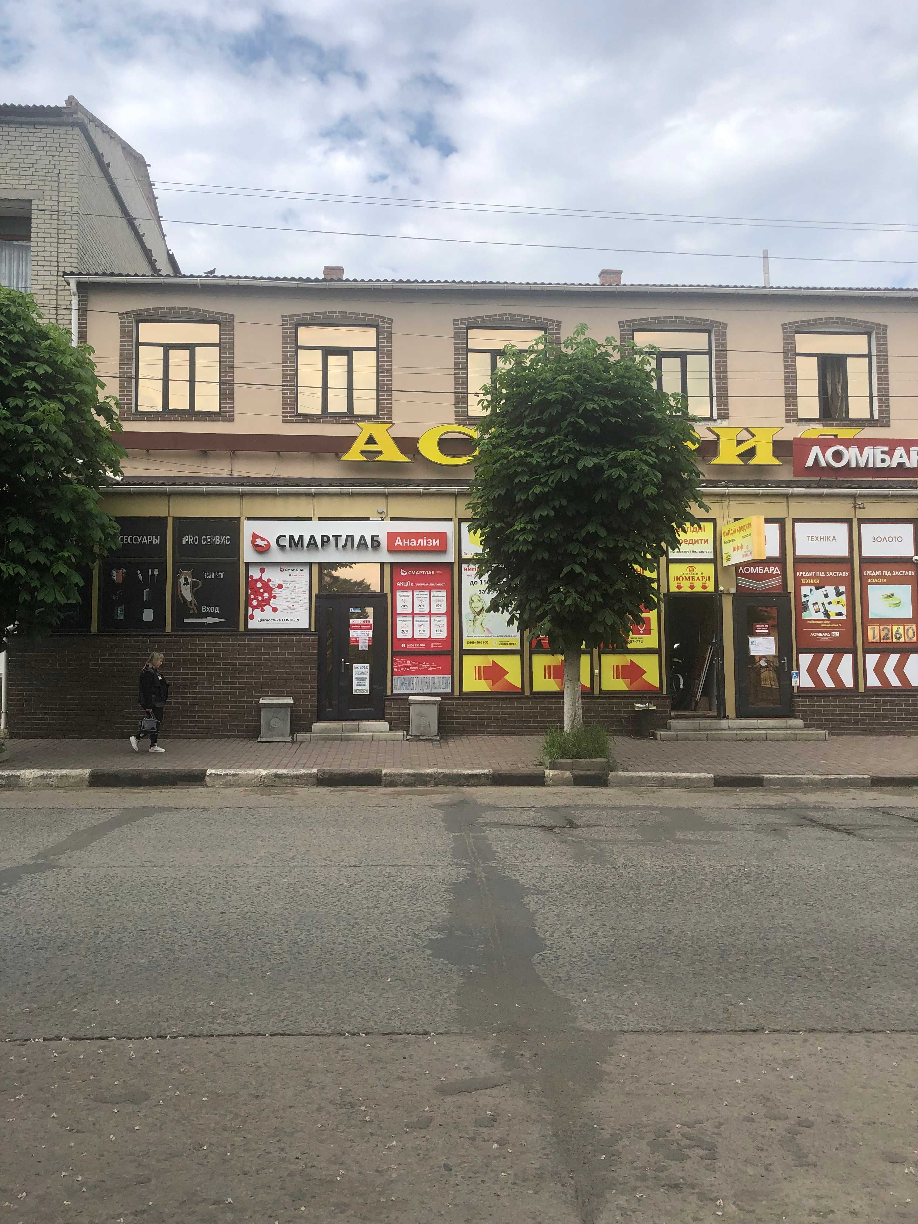 Здам в оренду комерційне приміщення в центрі міста (100–180 м²) 1й пов