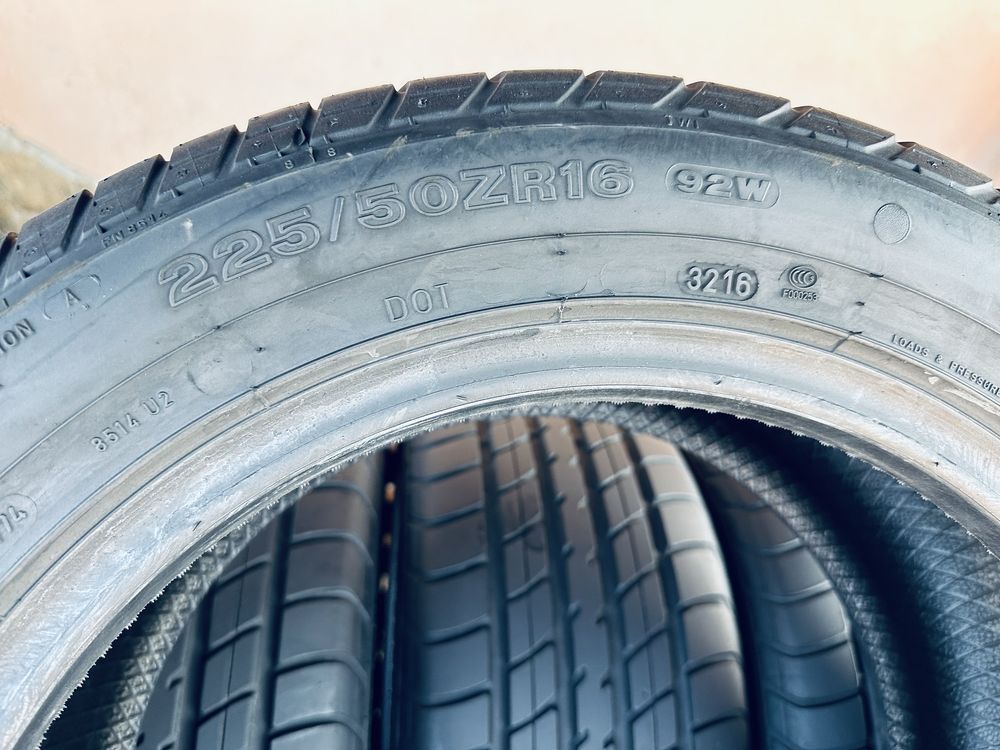 Літні шини резина 225/50 ZR16 (92W) Dunlop