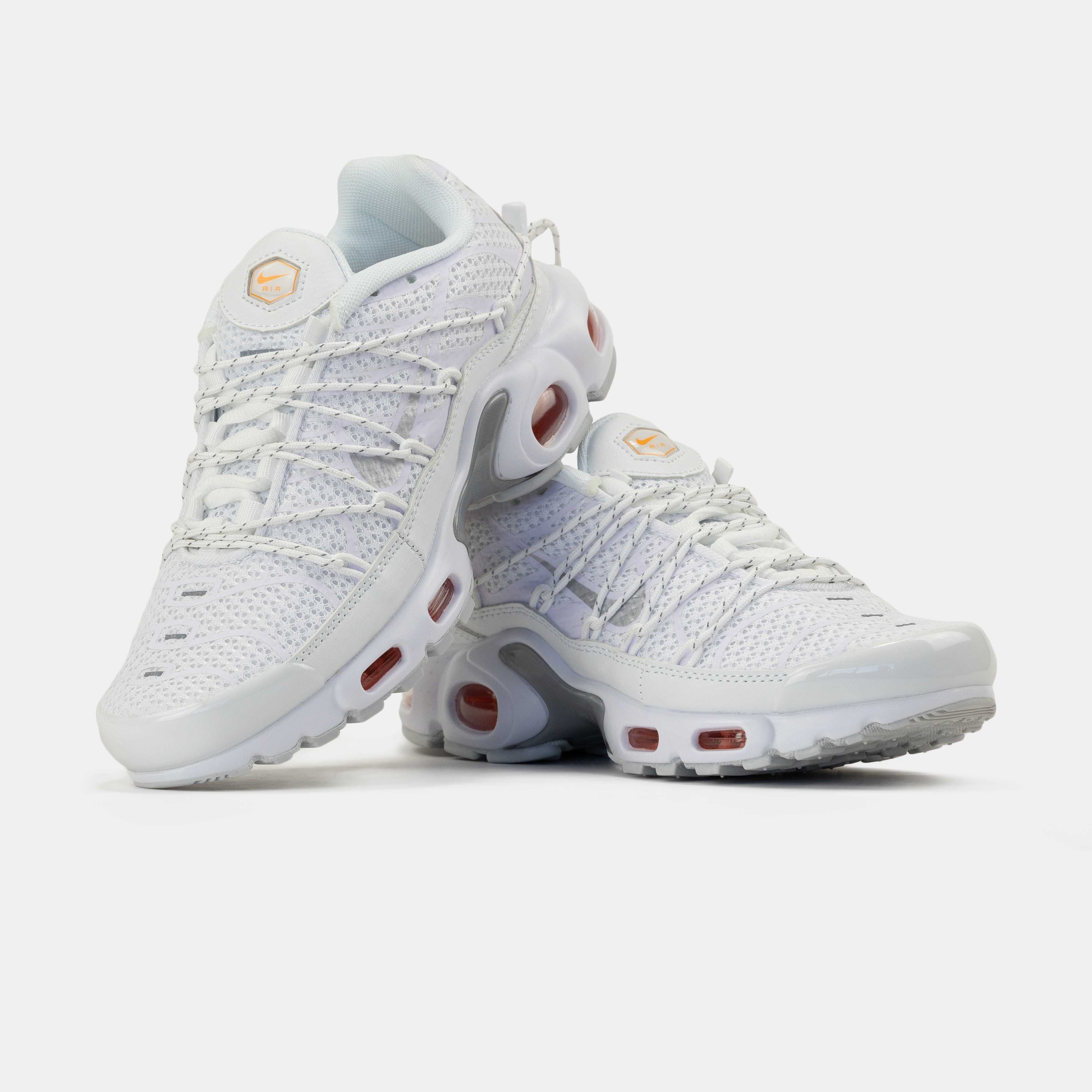 Чоловічі кросівки Nіке Air Max Plus Triple Plus білий 1172 ТОП