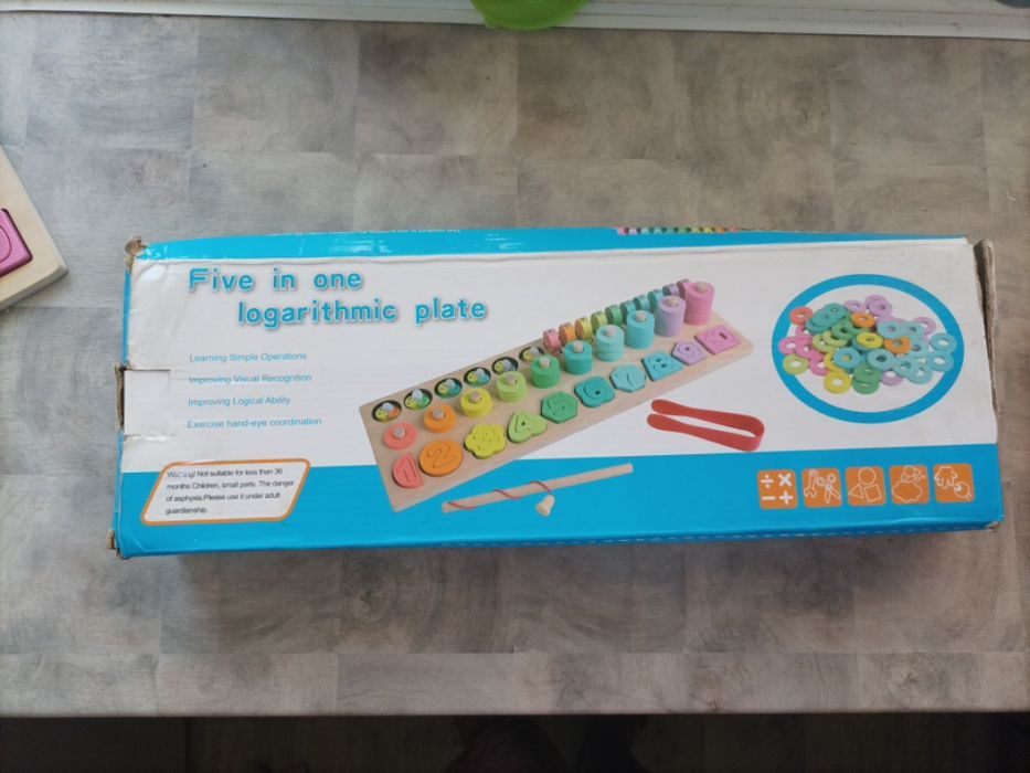 Розвиваюча логічна гра-сортер