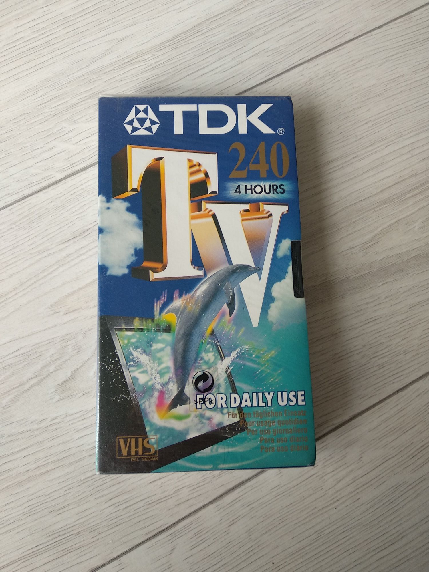 Kaseta VHS nowa , nieużywana TDK 240 min