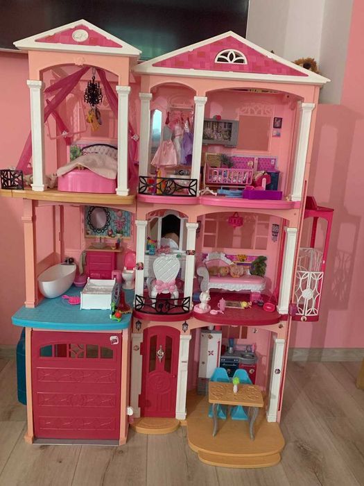 Будинок для ляльок