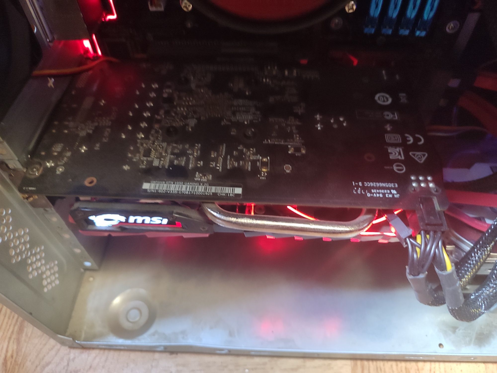 Продам видеокарту MSI GTX 1050
