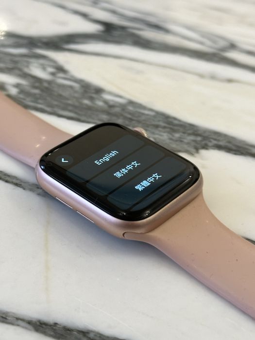 Apple Watch 4 Rose Gold stan bdb