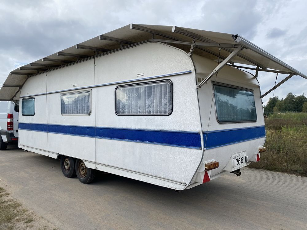 Wilk 620 z dachem ochronnym