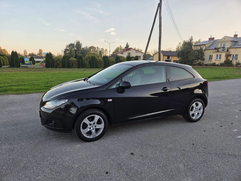 Seat Ibiza 1.4 MPI 85 KM Stan BDB Bogate wyposażenie Serwisowany