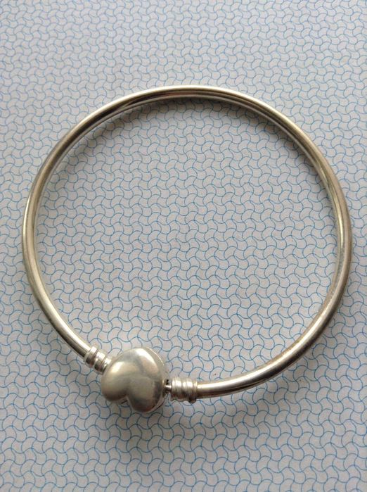 Подарок на руку.