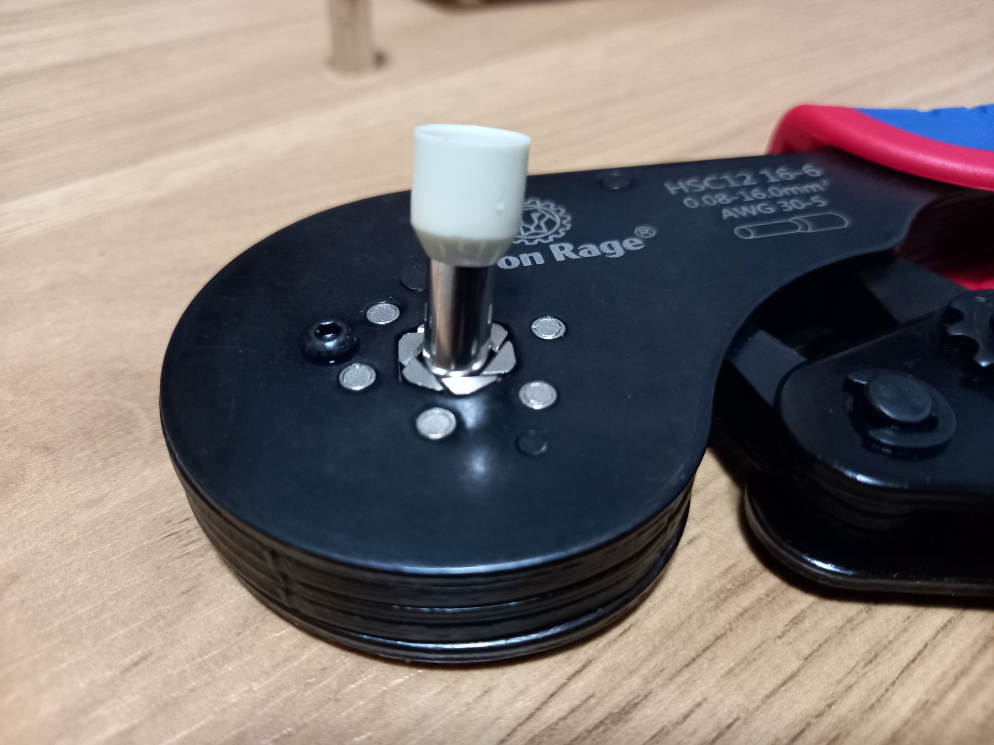 Alicate cravar ponteiras max 16mm2