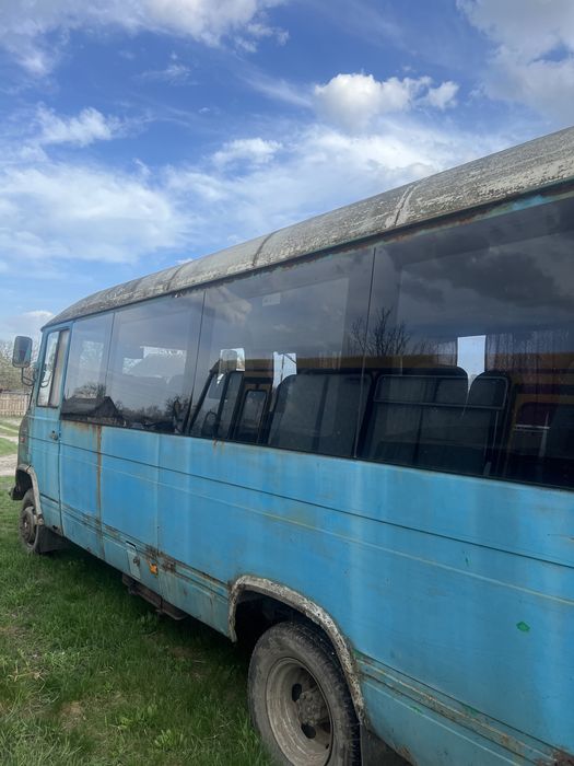 Автобус Mercedes-Benz 608D