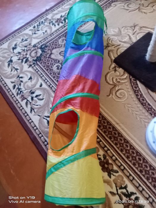 Когтеточка, игрушки,подушка, расчёски для кота