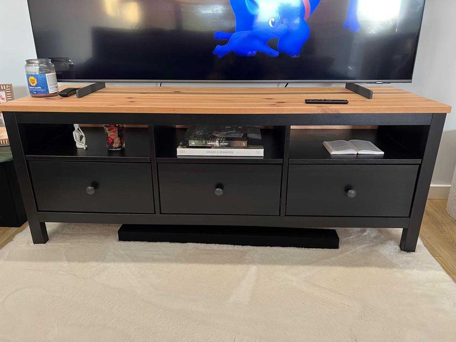 Móvel de TV preto-castanho