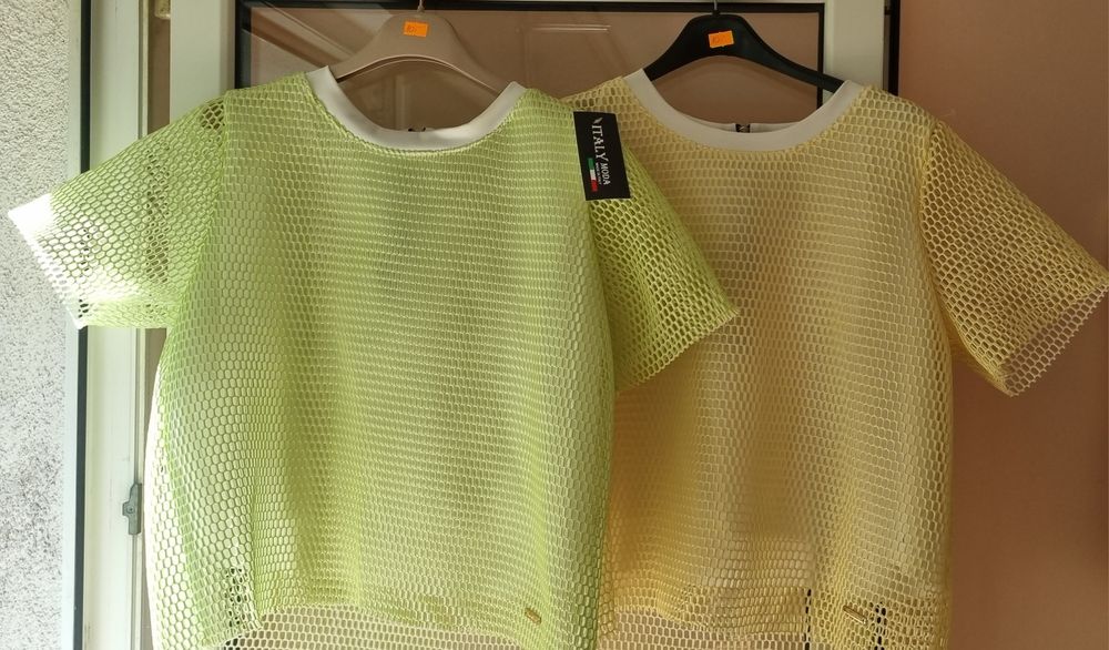 Bluzka włoskiej produkcji