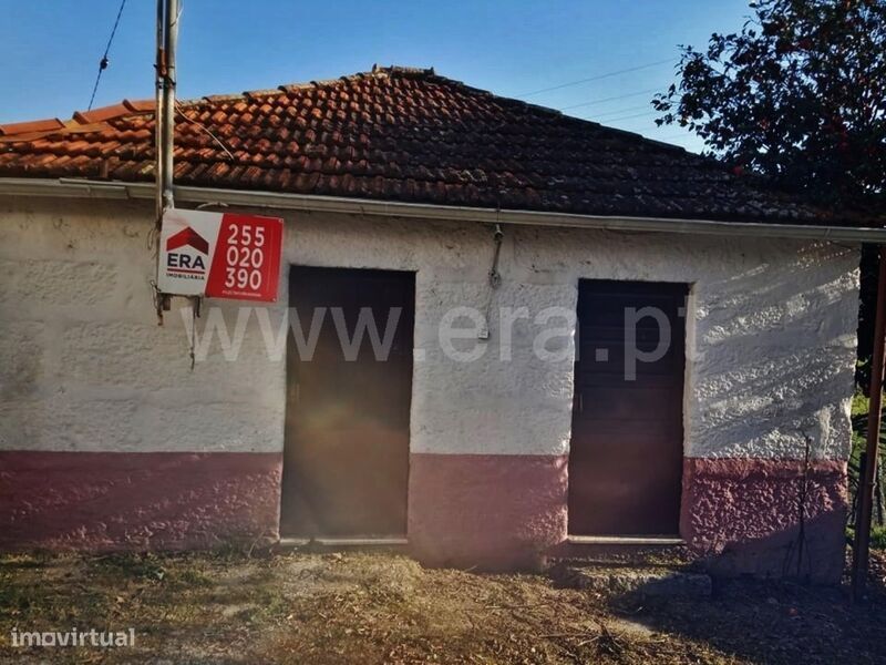 Moradia T1 / Marco de Canaveses, Constance