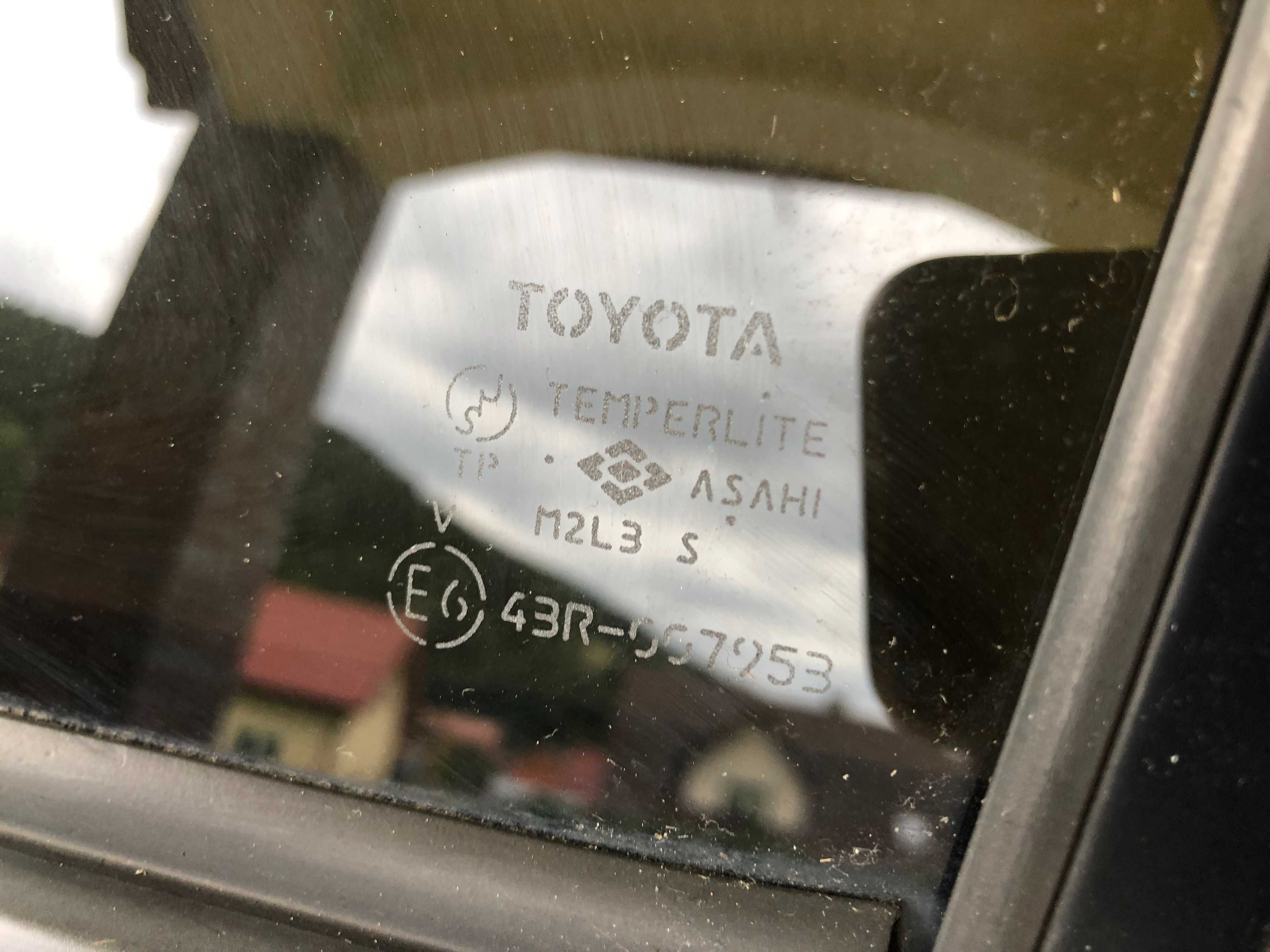 Drzwi lewy tył Toyota Rav4 III 1F7 lewe tylne