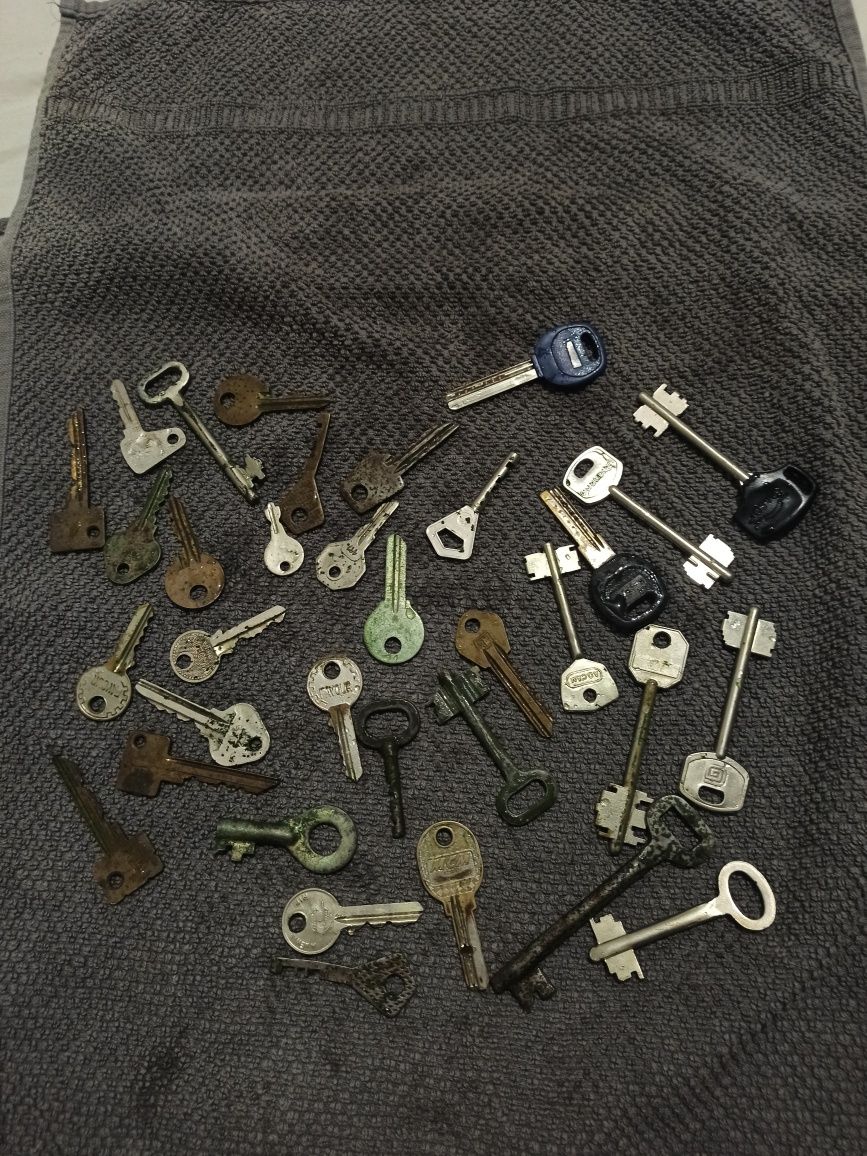Ключи коллекция, 34 штуки