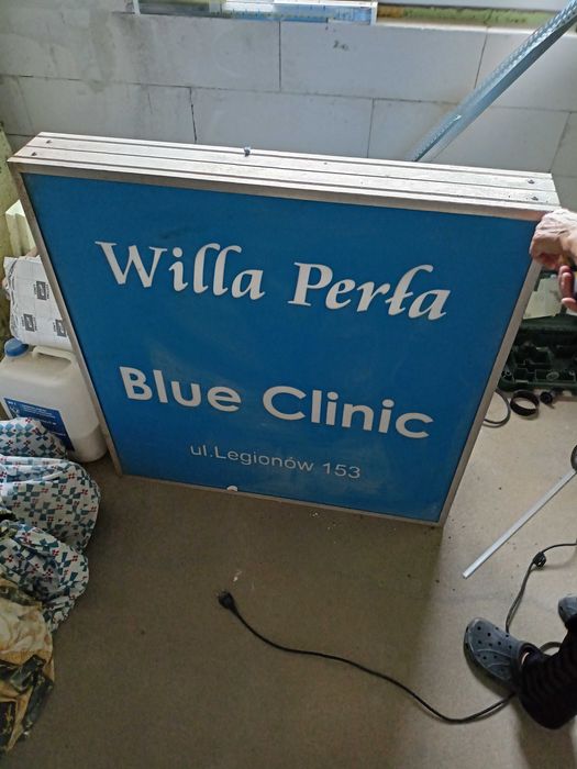 Baner reklamowy zewnętrzny, podświetlany, używany