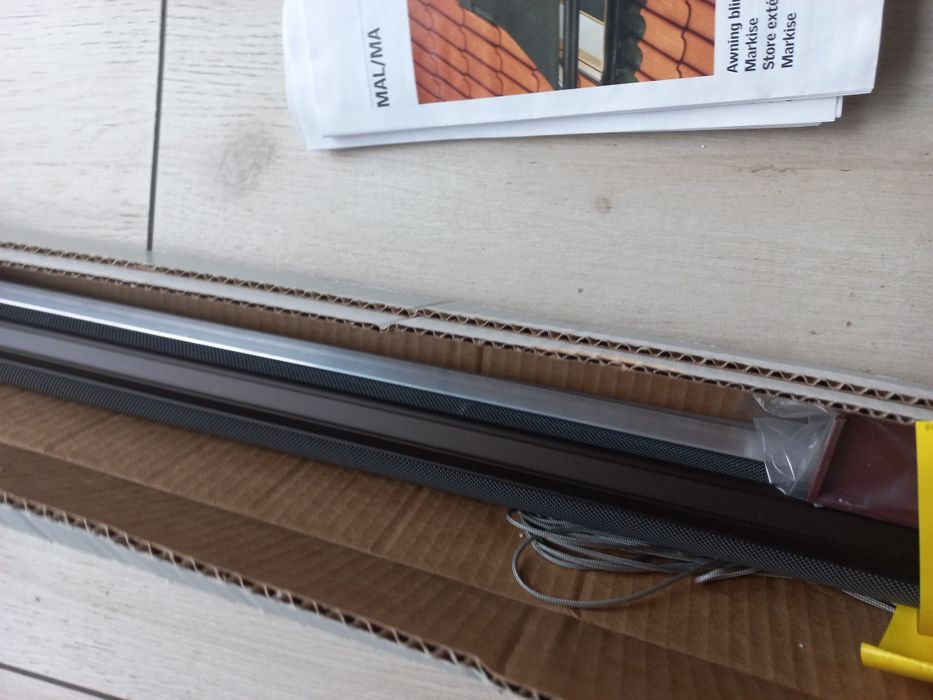 Markiza zewnętrzna Velux 97x136
