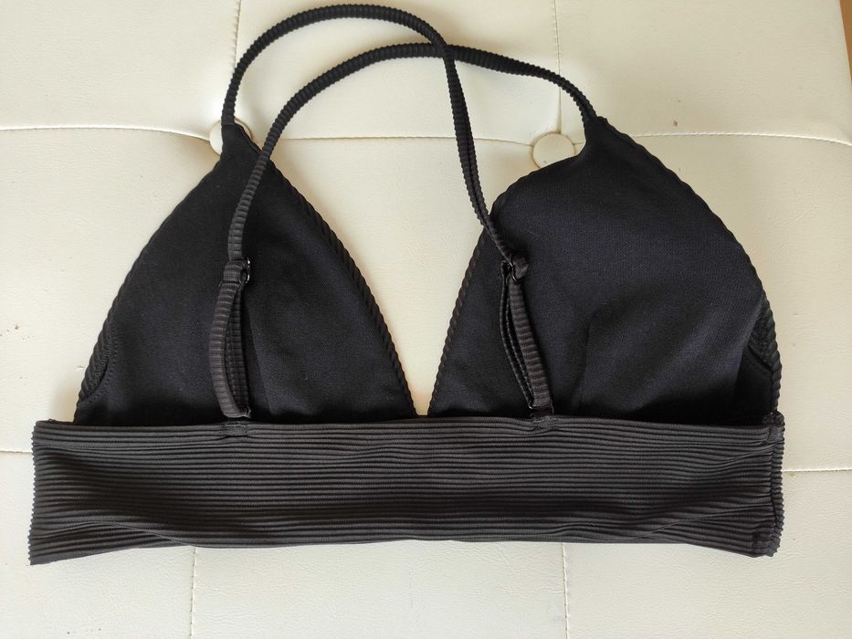 Parte de cima de biquini preto, novo sem etiqueta