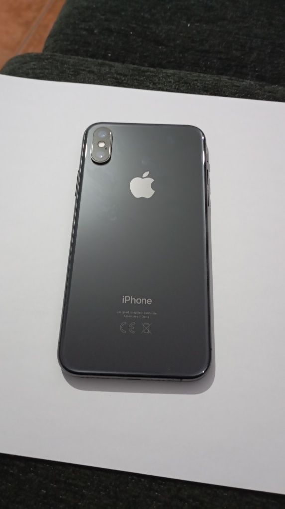 iPhones usados a venda