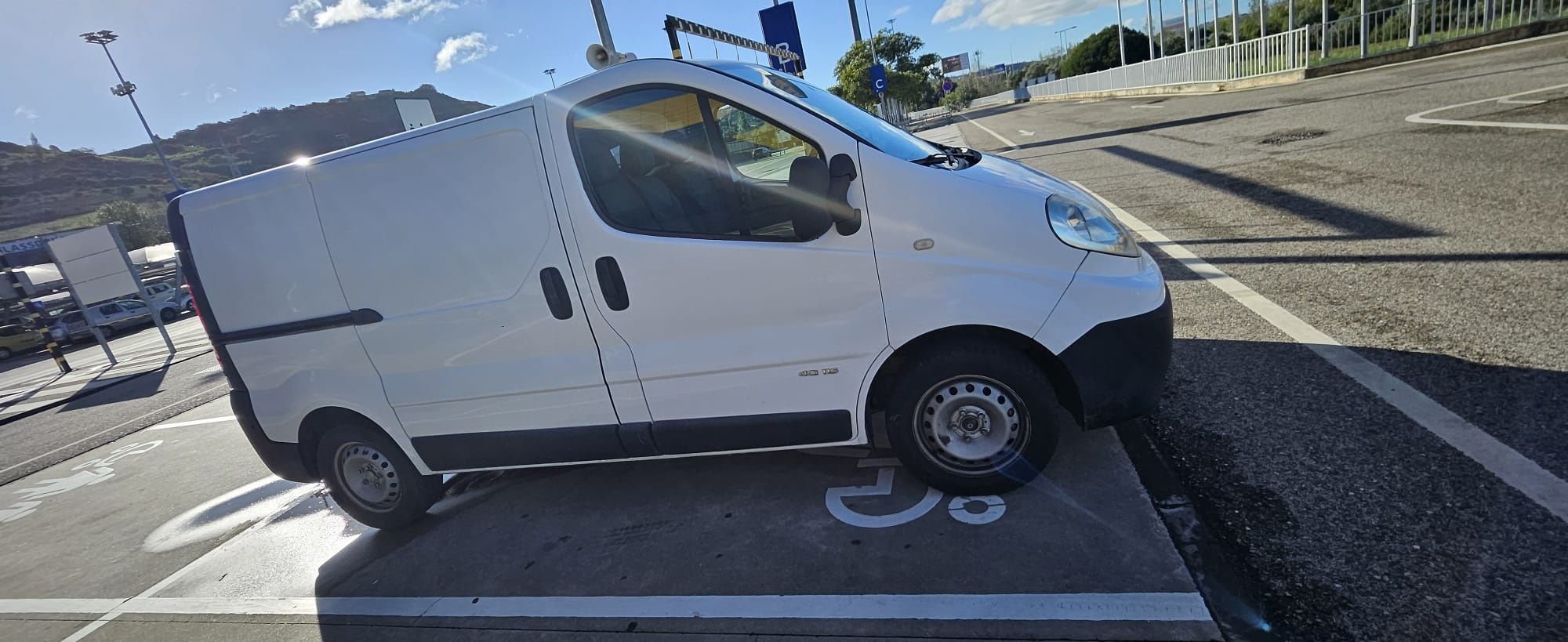 Renault trafic 2.0dci 2008