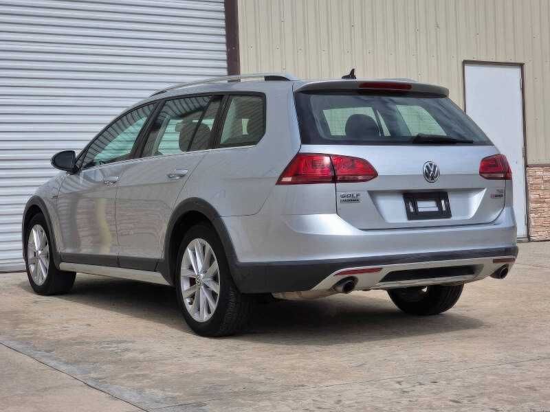 2017 Volkswagen Golf Alltrack TSI SE 4Motion